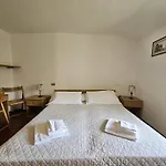 Pensión La Lanterna