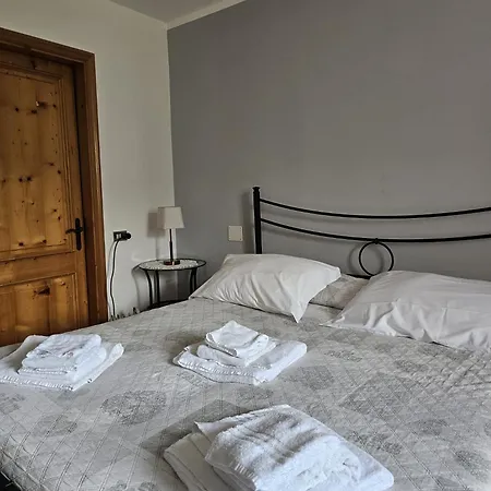 La Lanterna Guest house *