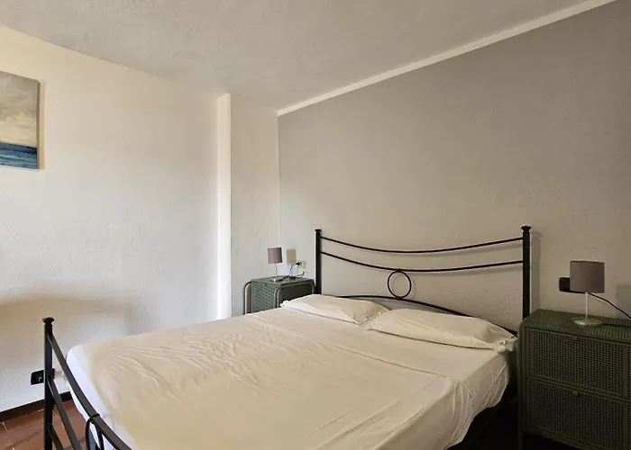 La Lanterna Corniglia